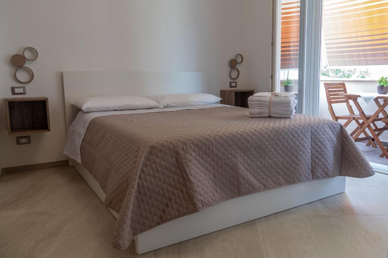 Appartamento Tutto Ristrutturato Terracina Luaran gambar